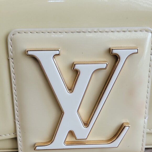 Louis Vuitton Sobe Champaigne Vernis  Patent Leather Clutch - Picture 8 of 13